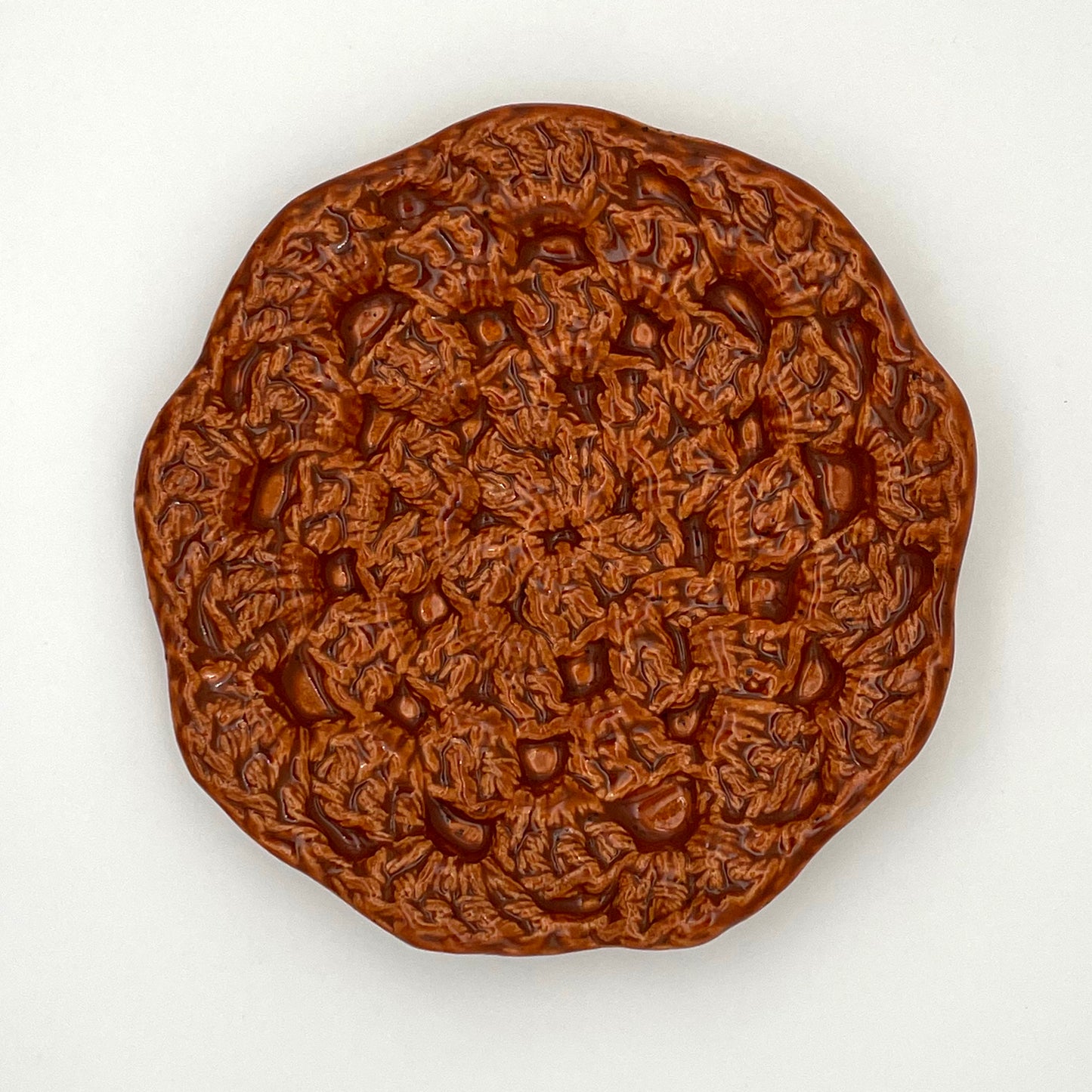 Luxury ceramic crochet ring dish – a handmade jewelry holder, perfect for a thoughtful gift for her burnt orange