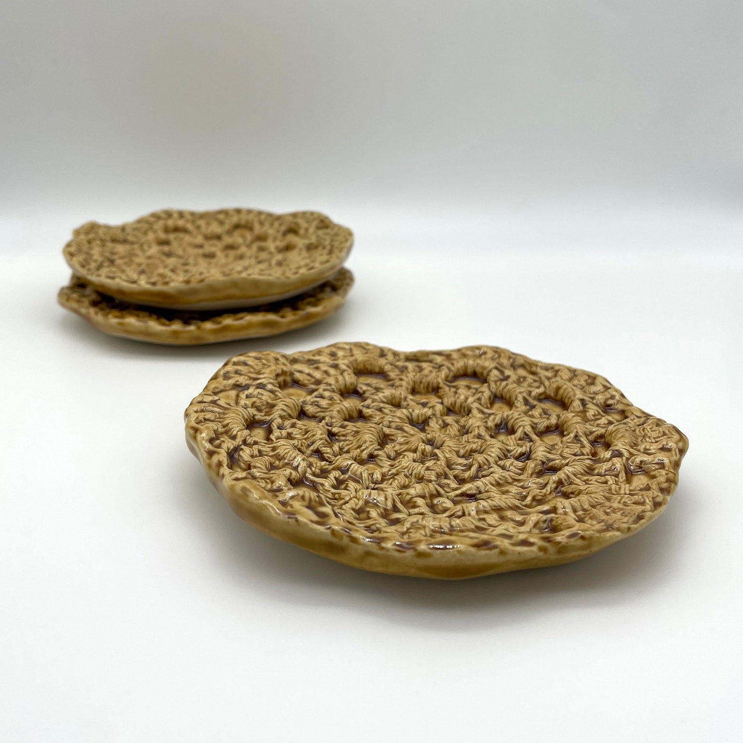 Unique handmade ceramic jewelry dish – perfect gift for jewelry lovers with a crochet texture mustard yellow
